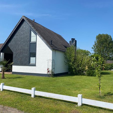 Traumhaftes Geraeumiges Ferienhaus In Meernaehe Bruinisse Zewnętrze zdjęcie